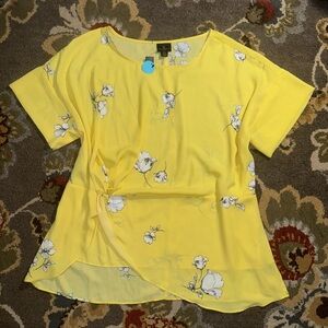 New* Worthington petite yellow floral women’s blouse